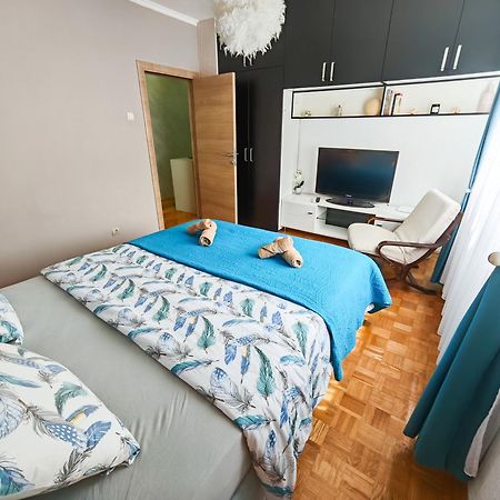 Apartman Julija 下米拉诺瓦茨 外观 照片