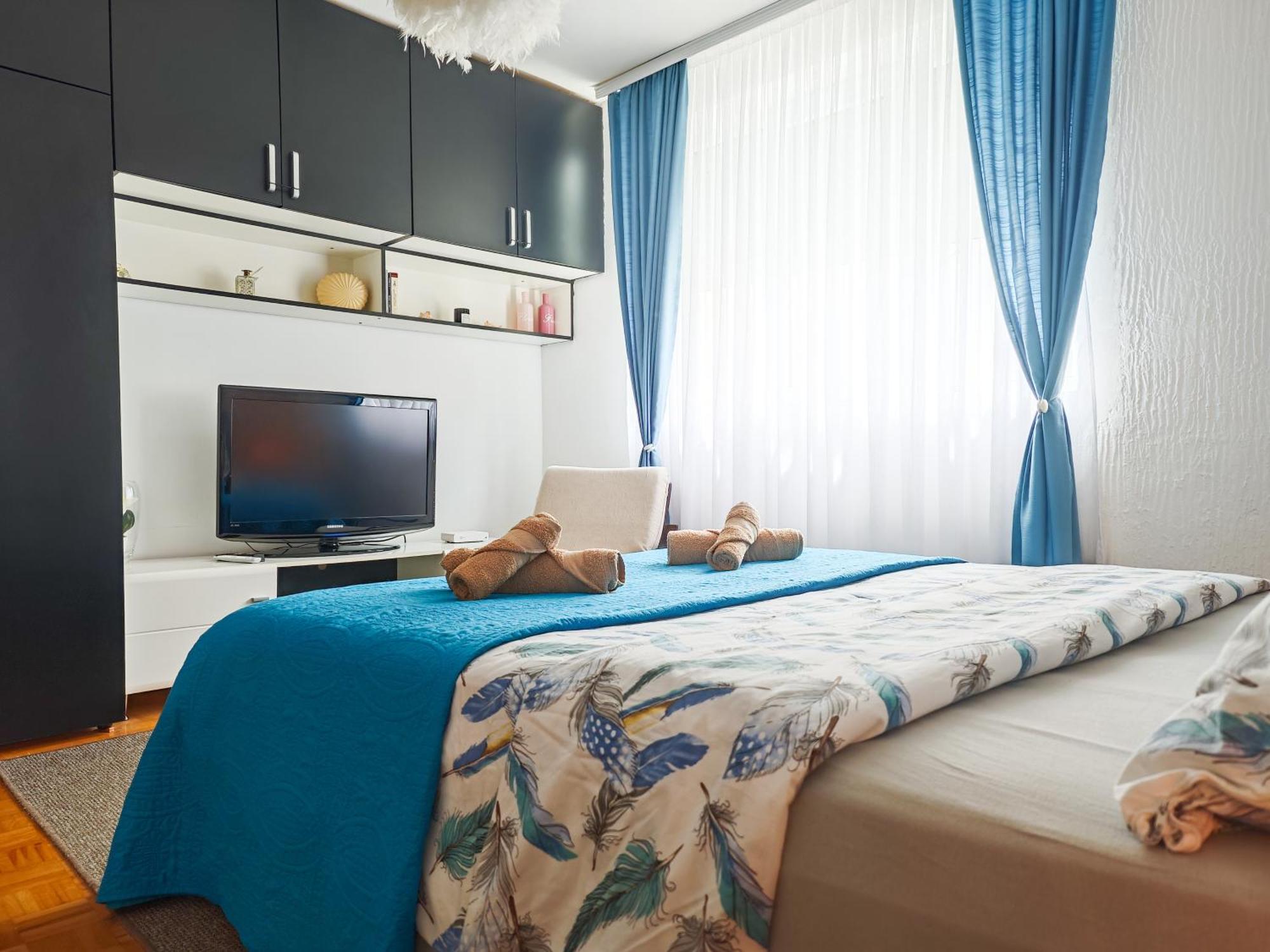 Apartman Julija 下米拉诺瓦茨 外观 照片