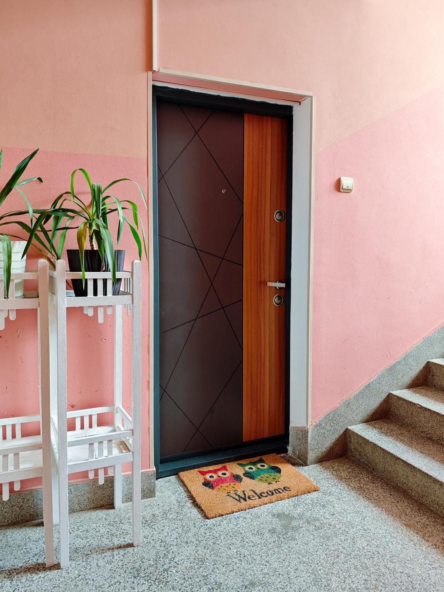 Apartman Julija 下米拉诺瓦茨 外观 照片